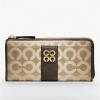 กระเป๋าสตางค์ COACH JULIA OP ART BROWN ZIP AROUND 47379