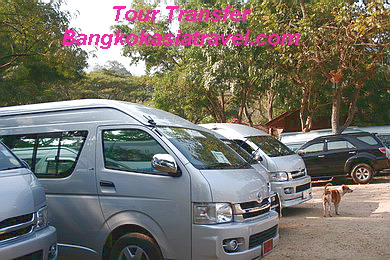 TOYOTA D4D VAN for rent to Thailand Festival - คลิกที่นี่เพื่อดูรูปภาพใหญ่