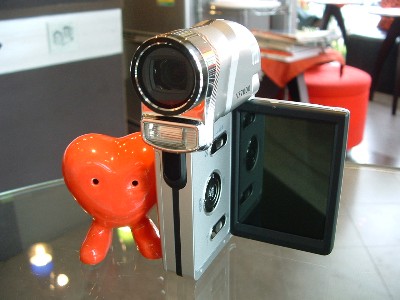 VZ700 กล้องวีดีโอ DV 12ล้าน/ซูมเลนส์(Optical ZooM)/ใช้CCD PANASONIC /จอใหญ่ 3quot;+((เมนูภาษาไทย)) - คลิกที่นี่เพื่อดูรูปภาพใหญ่