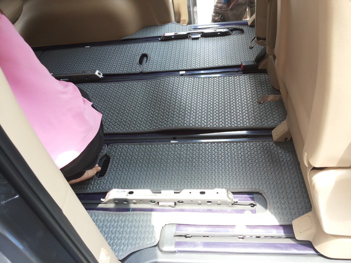 พรมปูพื้นรถยนต์,พรมปูพื้นรถยนต์ Hyundai Deluxe,พรมดักฝุ่นปูพื้นรถยนต์ Hyundai Deluxe,พรมดักฝุ่น,พรมดักฝุ่นไวนิลปูพื้นรถยนต์ Hyundai Deluxe