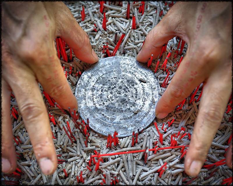 Joss Stick Pot Talisman (Big Size) by Phra Arjarn O, Phetchabun. - คลิกที่นี่เพื่อดูรูปภาพใหญ่