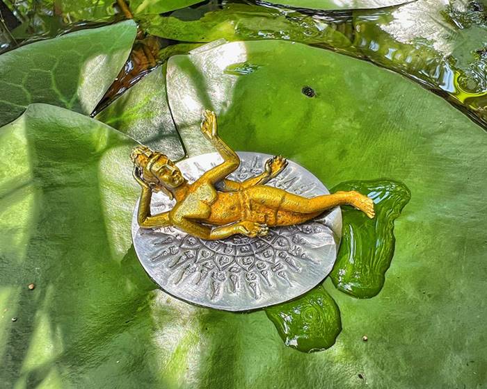 Blood Lotus Holy Water Bowl by Phra Arjarn O, Phetchabun. - คลิกที่นี่เพื่อดูรูปภาพใหญ่