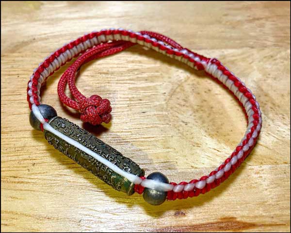 Sanae Jaikard Takrud (Version: Mini Nano) with beautiful rope bracelet by Phra Arjarn O, Phetchabun. - คลิกที่นี่เพื่อดูรูปภาพใหญ่
