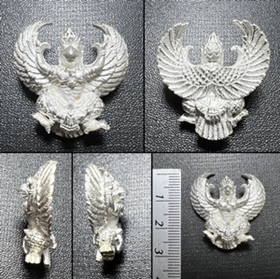 Great Garuda (Big size, silver plated) by LP.Key, Wat Sri Lumyong, Surin province. - คลิกที่นี่เพื่อดูรูปภาพใหญ่