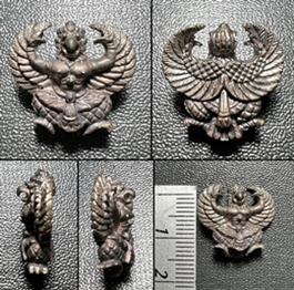 Great Garuda (Small size, bronze) by LP.Key, Wat Sri Lumyong, Surin province. - คลิกที่นี่เพื่อดูรูปภาพใหญ่