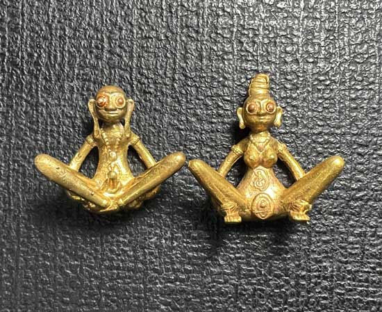 I-Pher and E-Pher (Magic Brass, Small Size) by Arjarn Jiam. Mon Raman Charming Mantra. - คลิกที่นี่เพื่อดูรูปภาพใหญ่