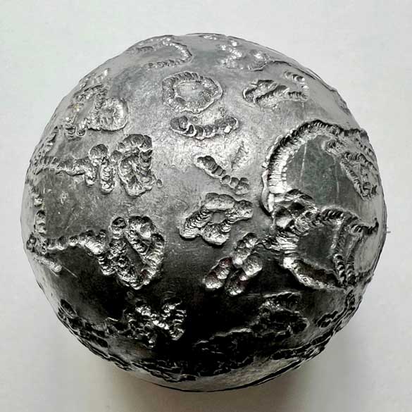 Phet Phaya Thorn Ball (Big Size) by Arjarn Jiam, Mon Raman Charming Mantra. - คลิกที่นี่เพื่อดูรูปภาพใหญ่