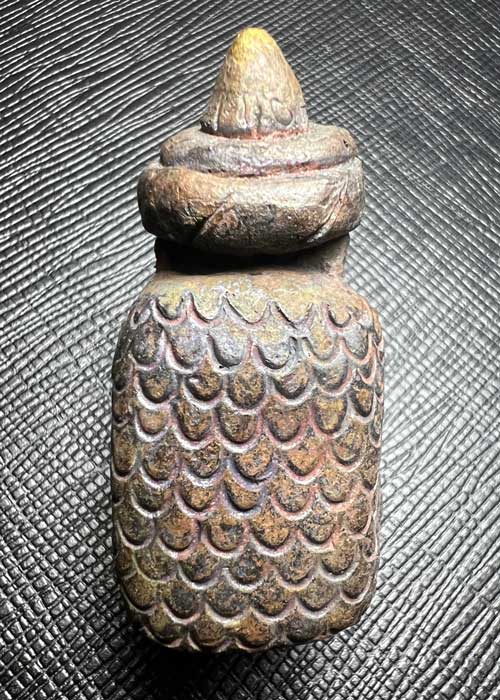The Black Naga Guru (Bronze material) by Arjarn Inkaew, Dong Phaya Tham Institution. - คลิกที่นี่เพื่อดูรูปภาพใหญ่