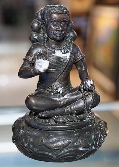 Giantess Governor. (brown plated)by Arjarn Inkaew, Dong Phaya Tham Magic Institution. - คลิกที่นี่เพื่อดูรูปภาพใหญ่