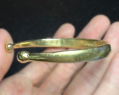 Armlet Of The Thunder God. (brass material) by Arjarn Inkaew, Dong Phaya Tham Magic Institution. - คลิกที่นี่เพื่อดูรูปภาพใหญ่