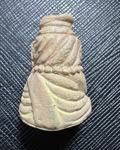 Moon Blessing Pokae Narod (Light brown color) by Arjarn Pien Hatthayanon, Khao Aor. - คลิกที่นี่เพื่อดูรูปภาพใหญ่