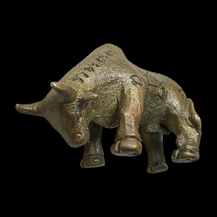 Supreme Sorcerous Bull (ancient bronze material) by Arjarn Pien Hatthayanon, Khao Aor. - คลิกที่นี่เพื่อดูรูปภาพใหญ่