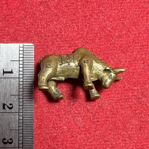 Supreme Sorcerous Bull (ancient bronze material) by Arjarn Pien Hatthayanon, Khao Aor. - คลิกที่นี่เพื่อดูรูปภาพใหญ่