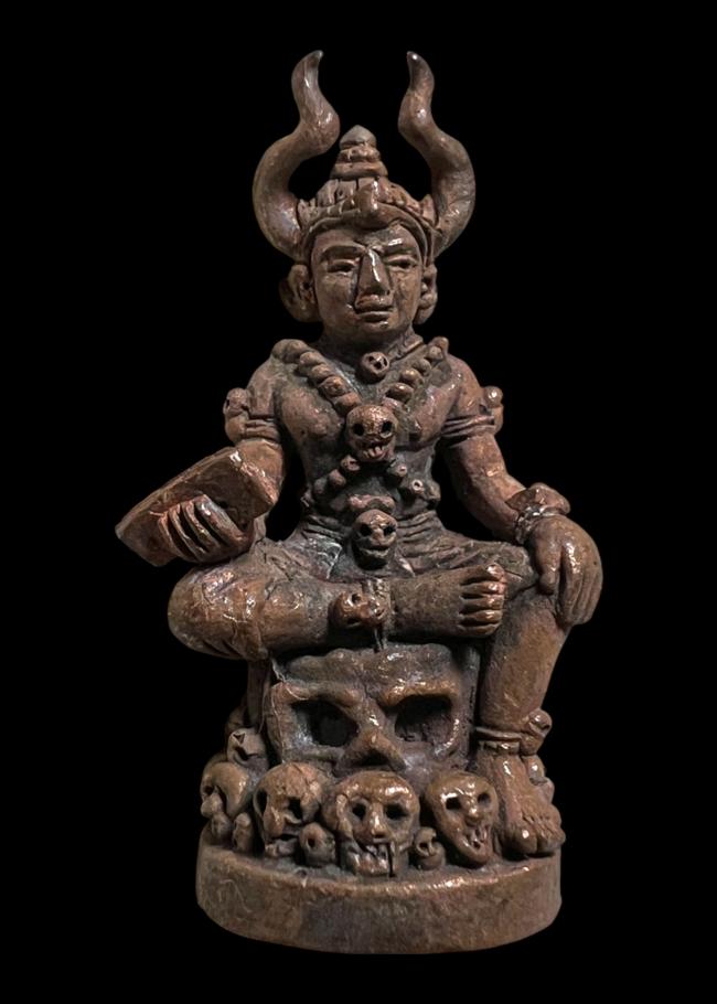 พญามัจจุราช (เนื้อชนวนโบราณ) อ.เปลี่ยน หัทยานนท์ สำนักตักศิลามหาเวทย์เขาอ้อ - คลิกที่นี่เพื่อดูรูปภาพใหญ่