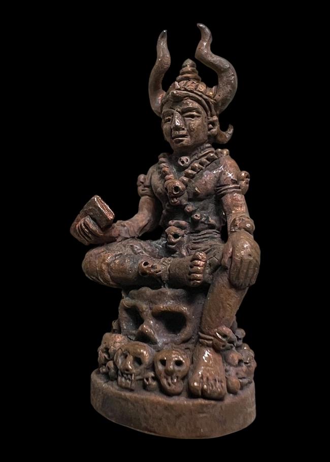 พญามัจจุราช (เนื้อชนวนโบราณ) อ.เปลี่ยน หัทยานนท์ สำนักตักศิลามหาเวทย์เขาอ้อ - คลิกที่นี่เพื่อดูรูปภาพใหญ่