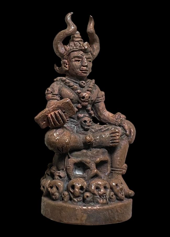 พญามัจจุราช (เนื้อชนวนโบราณ) อ.เปลี่ยน หัทยานนท์ สำนักตักศิลามหาเวทย์เขาอ้อ - คลิกที่นี่เพื่อดูรูปภาพใหญ่