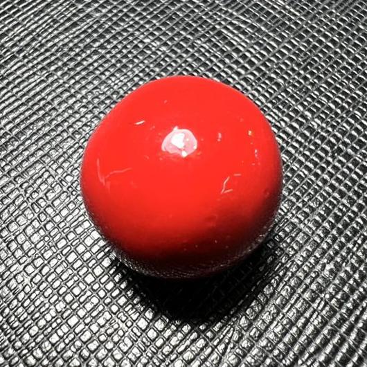 Mon Raman Charming Ball (Copper Takrud, Red) by Arjarn Atthakorn Phodee (Arjarn Aut Sak-Yant Mon) - คลิกที่นี่เพื่อดูรูปภาพใหญ่