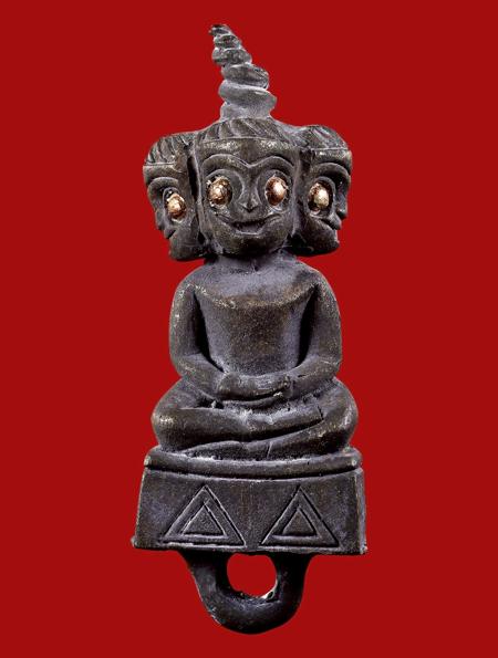 Supreme Mantra Crescent Moon Ngang (bronze alloy,extraordinary four-face) by Arjarn Ongart Seengam. - คลิกที่นี่เพื่อดูรูปภาพใหญ่