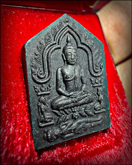 พระขุนแผนผงพราย (รุ่น:กองบุญกฐิน2568) พระราชสิริวัชรรังษี หลวงพ่อท่านเจ้าคุณชำนาญ - คลิกที่นี่เพื่อดูรูปภาพใหญ่