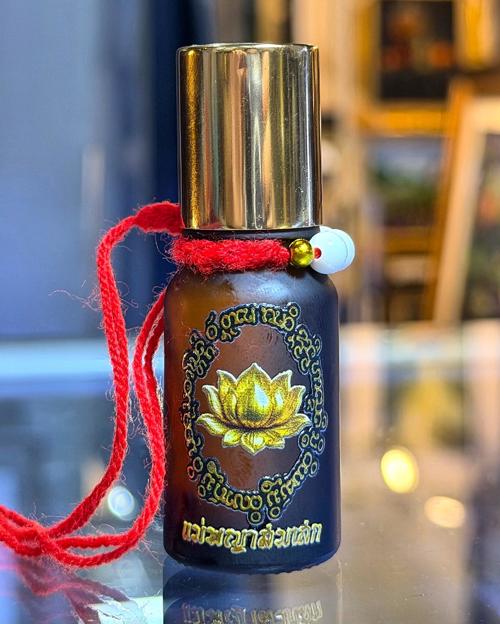 น้ำมันแม่พญาสมเสก (ขวดสีน้ำตาล) อาจารย์อินทร์แก้ว, สำนักดงพญาธรรม - คลิกที่นี่เพื่อดูรูปภาพใหญ่