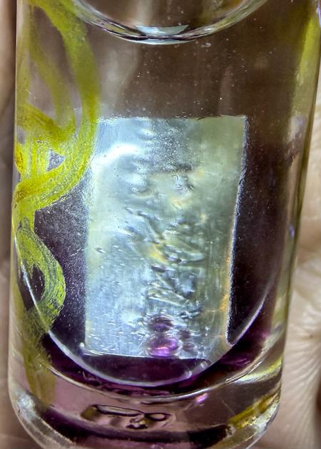 Hauntheart Amethyst Oil by Arjarn O Sakda, Ban Tong Mon Magic Academy. - คลิกที่นี่เพื่อดูรูปภาพใหญ่