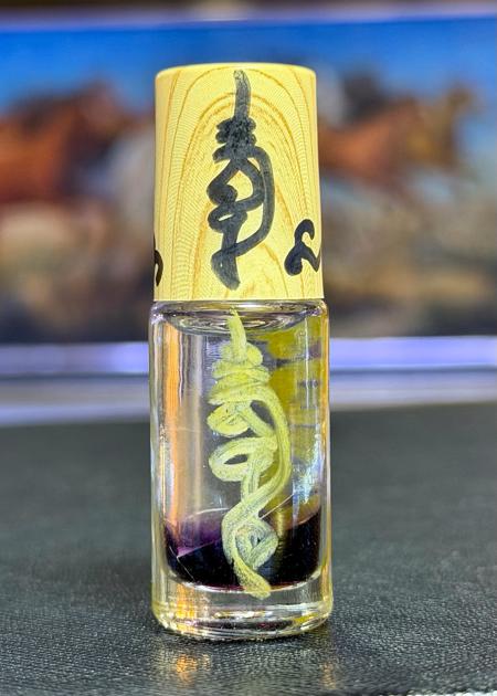 Hauntheart Amethyst Oil by Arjarn O Sakda, Ban Tong Mon Magic Academy. - คลิกที่นี่เพื่อดูรูปภาพใหญ่