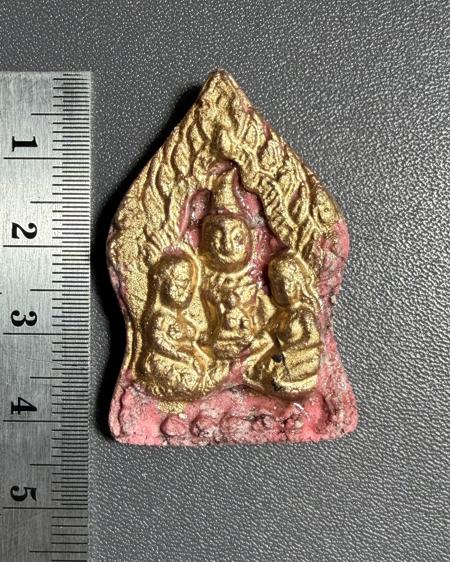 พญางั่งสาวหลงแม่ไก่ลืมลูก (แบบที่.2 ผิวเดิมโชว์เนื้อมวลสาร) อาจารย์โอ ศักดา สำนักบ้านต้องมนต์ - คลิกที่นี่เพื่อดูรูปภาพใหญ่