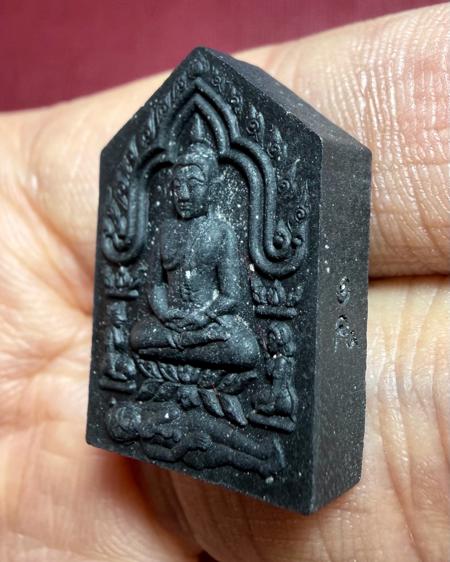 พระขุนแผนผงพราย (รุ่น:กองบุญกฐิน2568, ฝังตะกรุดทองคำ) พระราชสิริวัชรรังษี หลวงพ่อท่านเจ้าคุณชำนาญ - คลิกที่นี่เพื่อดูรูปภาพใหญ่