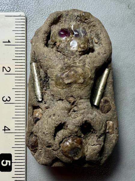 พระสีสะแลงแงง (เนื้อผงปั้นมือยุคต้น) พระอาจารย์พรสิทธิ์ วัดสว่างอารมณ์ อ.สันป่าตอง จ.เชียงใหม่ - คลิกที่นี่เพื่อดูรูปภาพใหญ่