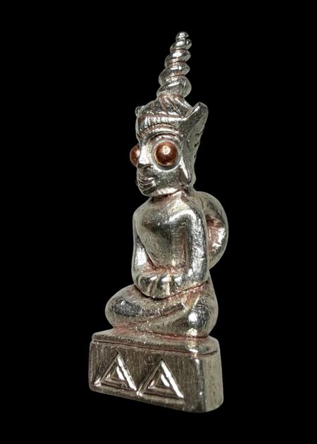 พญางั่งมหามนตราจันทร์เสี้ยว (พิมพ์เล็ก,เนื้อเงิน) อาจารย์องอาจ สีงาม - คลิกที่นี่เพื่อดูรูปภาพใหญ่