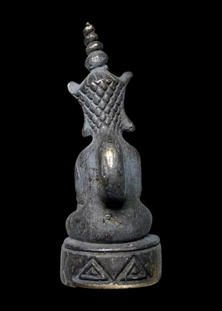 พญางั่งมหามนตราจันทร์เสี้ยว (พิมพ์เล็ก, เนื้อขันลงหินเก่า) อาจารย์องอาจ สีงาม - คลิกที่นี่เพื่อดูรูปภาพใหญ่