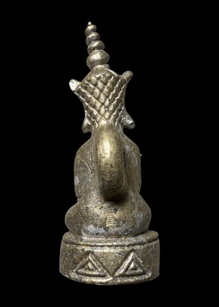 พญางั่งมหามนตราจันทร์เสี้ยว (พิมพ์เล็ก, เนื้อชนวนงั่งเก่าอาจารย์องอาจ) อาจารย์องอาจ สีงาม - คลิกที่นี่เพื่อดูรูปภาพใหญ่