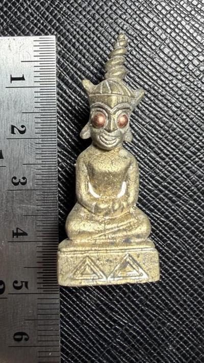 พญางั่งมหามนตราจันทร์เสี้ยว (พิมพ์เล็ก, เนื้อชนวนงั่งเก่าอาจารย์องอาจ) อาจารย์องอาจ สีงาม - คลิกที่นี่เพื่อดูรูปภาพใหญ่