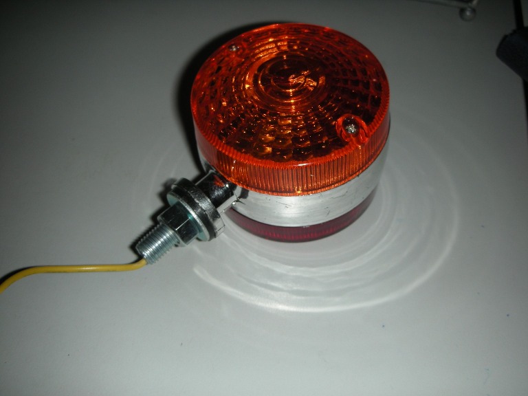 Signal Lamp 12V มีสองด้านสองสี ไฟไม่กระพริบ - คลิกที่นี่เพื่อดูรูปภาพใหญ่