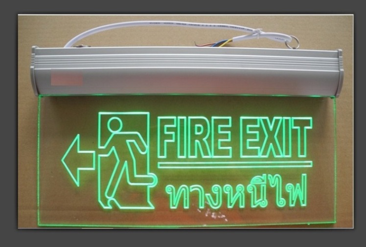 ป้ายไฟฉุกเฉิน Fire Exit รูปคนวิ่งทางหนีไฟซ้ายมือ สำรองไฟ 2 ชม. ชนิด LED Slim Line รุ่น F10 ยี่ห้อ SU - คลิกที่นี่เพื่อดูรูปภาพใหญ่