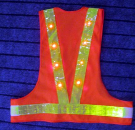 LED Reflective Safety Vest with 16LED Lights - คลิกที่นี่เพื่อดูรูปภาพใหญ่